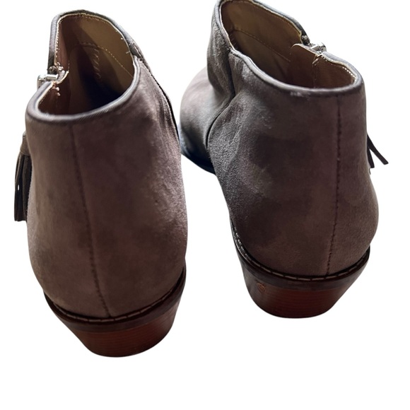 Vionic Serena Women’s Gray Leather Ankle Boots size 9 - Picture 4 of 12